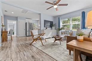 316 E Adalee St - Photo 3