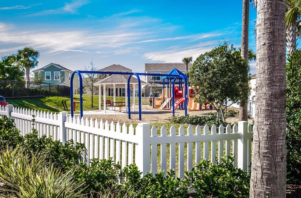 11327 Emerson Lake Dr, Riverview FL  33578-4282 exterior