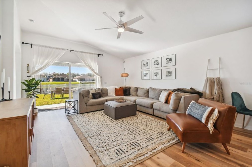 7513 Canal Point Ct, Zephyrhills FL  33545-8285 exterior