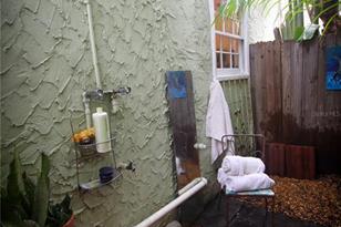 1612 Arrawana Ave, Tampa FL  33629-6104 exterior