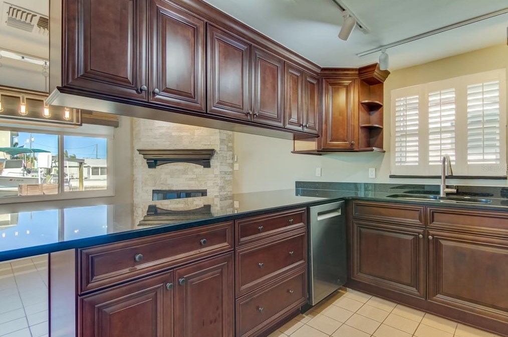 13841 Barnard Ave, Port Richey FL  34667-1305 exterior