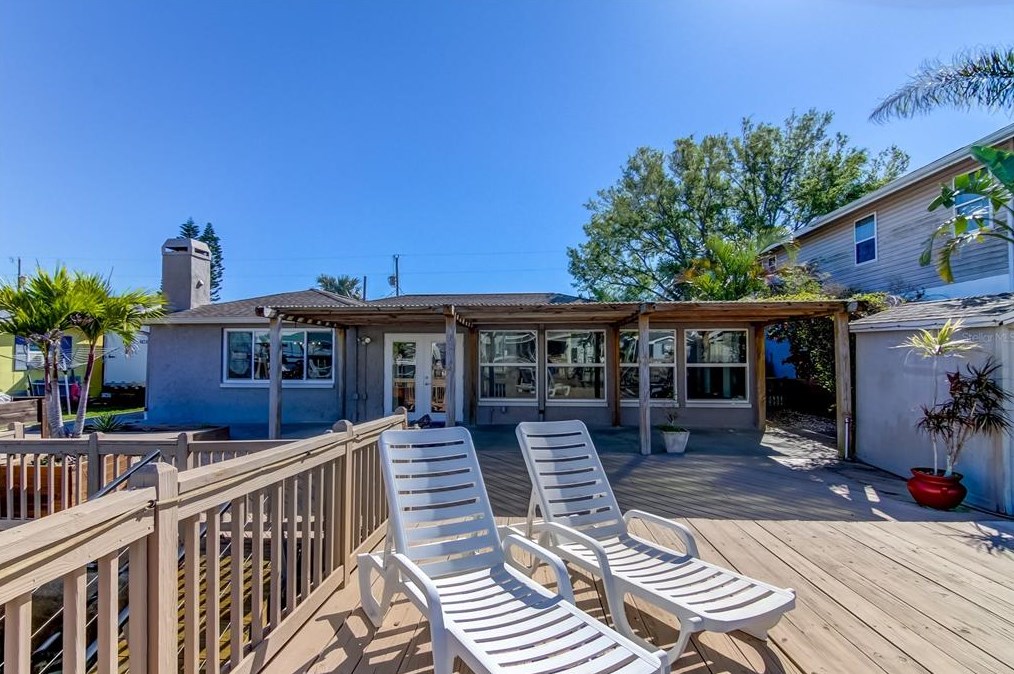 13841 Barnard Ave, Port Richey FL  34667-1305 exterior