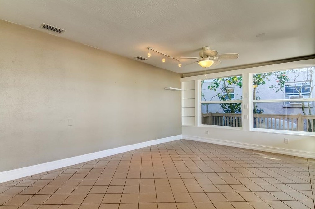 13841 Barnard Ave, Port Richey FL  34667-1305 exterior