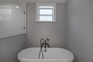 407 E Selma Ave - Photo 37