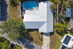 1536 Brookside Blvd - Photo 17