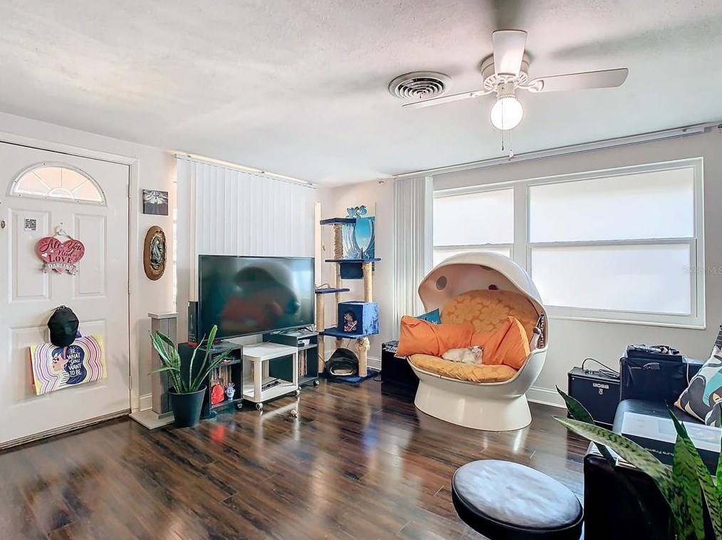 5750 Illinois Ave, New Port Richey FL  34652-2838 exterior