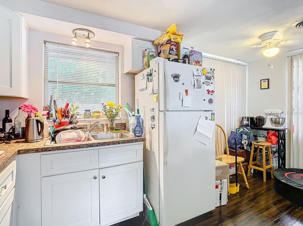 5750 Illinois Ave, New Port Richey FL  34652-2838 exterior