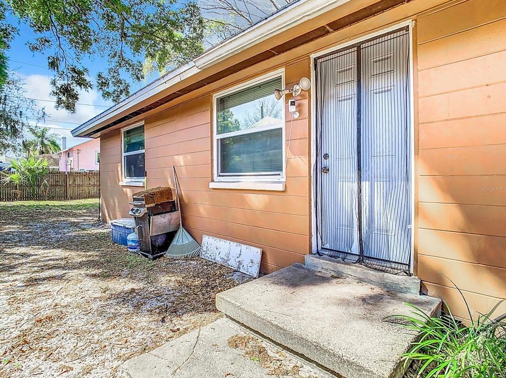 5750 Illinois Ave, New Port Richey FL  34652-2838 exterior