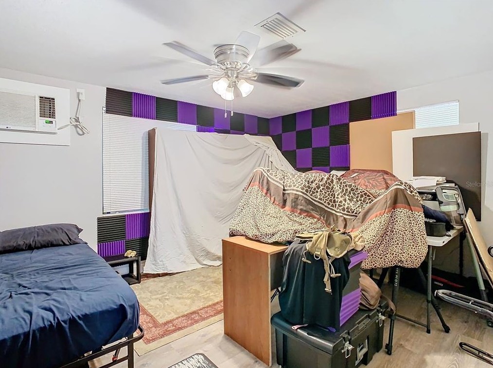 5750 Illinois Ave, New Port Richey FL  34652-2838 exterior