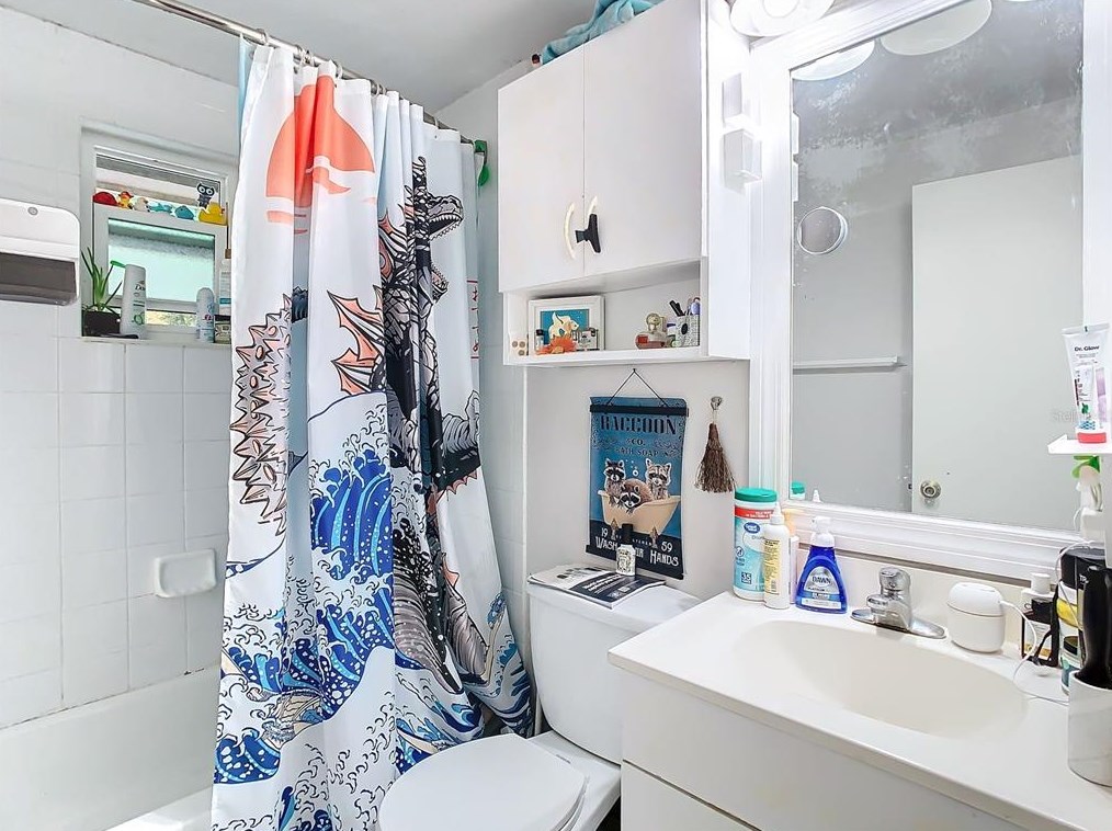 5750 Illinois Ave, New Port Richey FL  34652-2838 exterior