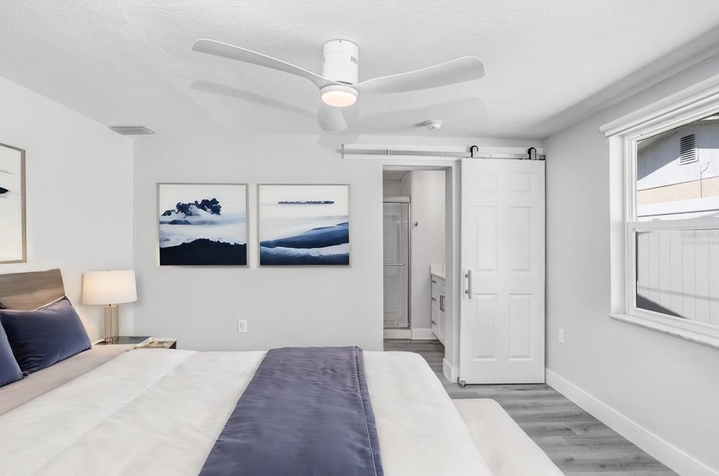 3551 Holiday Lake Dr, Tarpon Springs FL  34691-5124 exterior