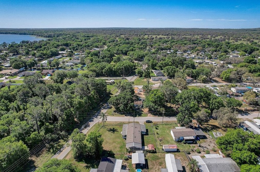 2643 Blue Bream Dr, Lake Wales FL  33898-8825 exterior