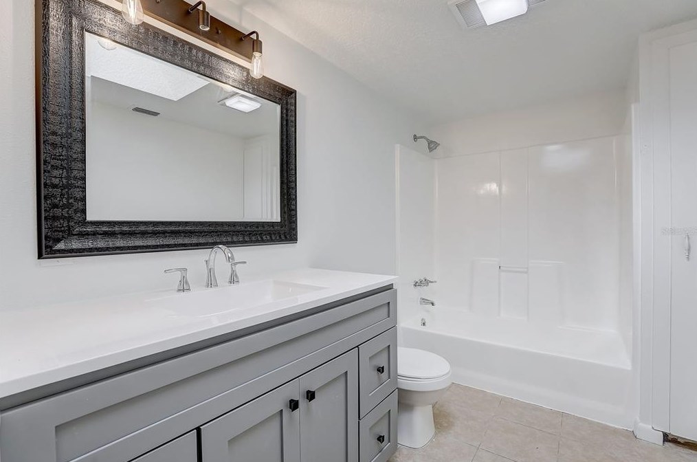 2643 Blue Bream Dr, Lake Wales FL  33898-8825 exterior