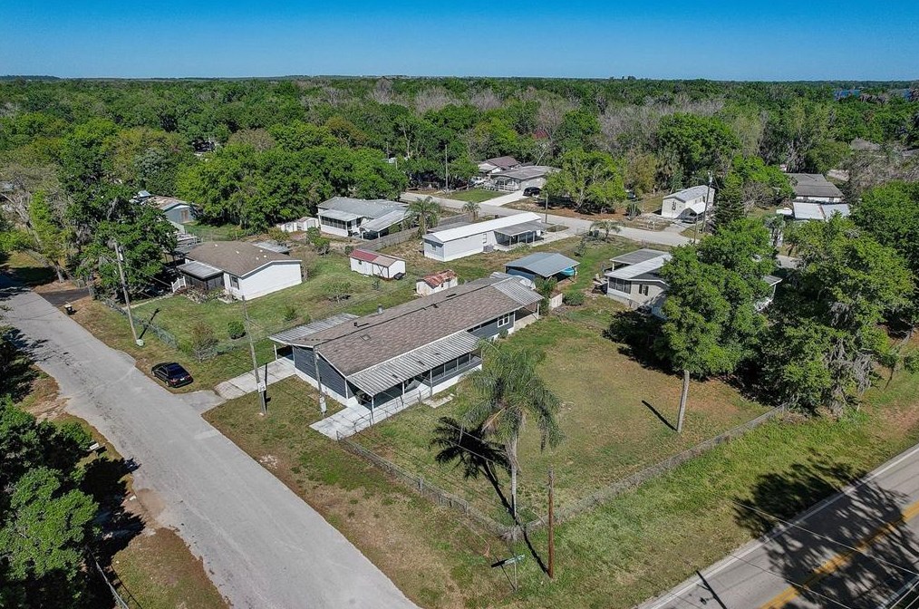 2643 Blue Bream Dr, Lake Wales FL  33898-8825 exterior