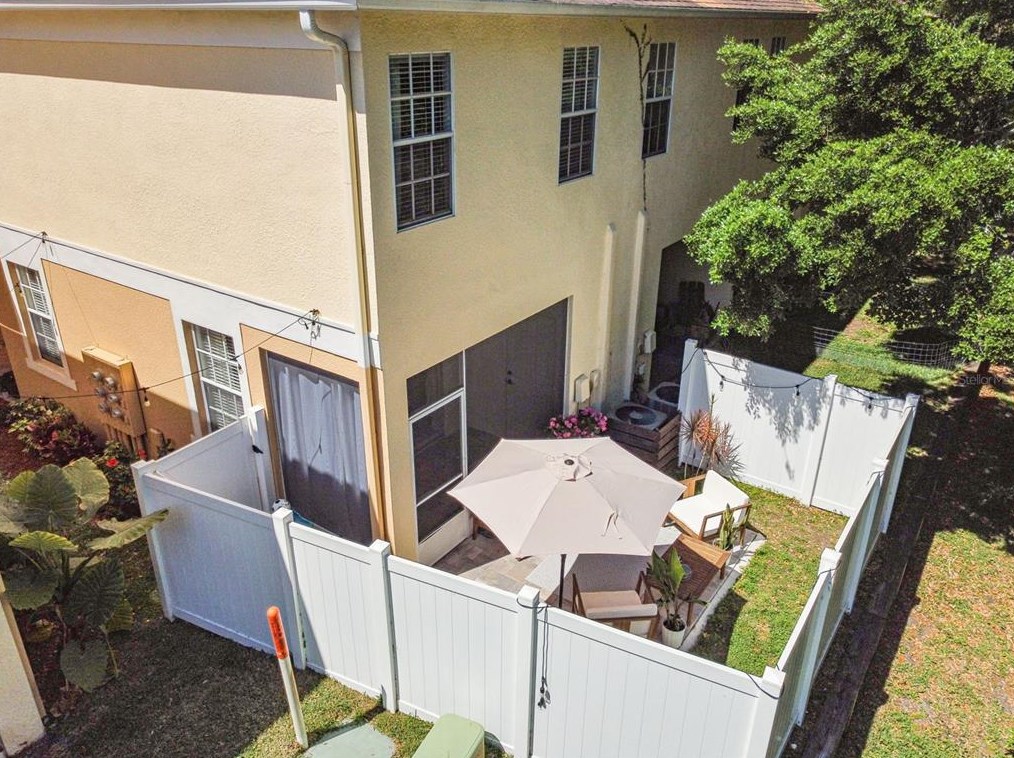 2045 Fiesta Ridge Ct, Tampa FL  33604-7702 exterior