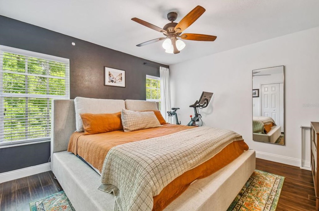 2045 Fiesta Ridge Ct, Tampa FL  33604-7702 exterior