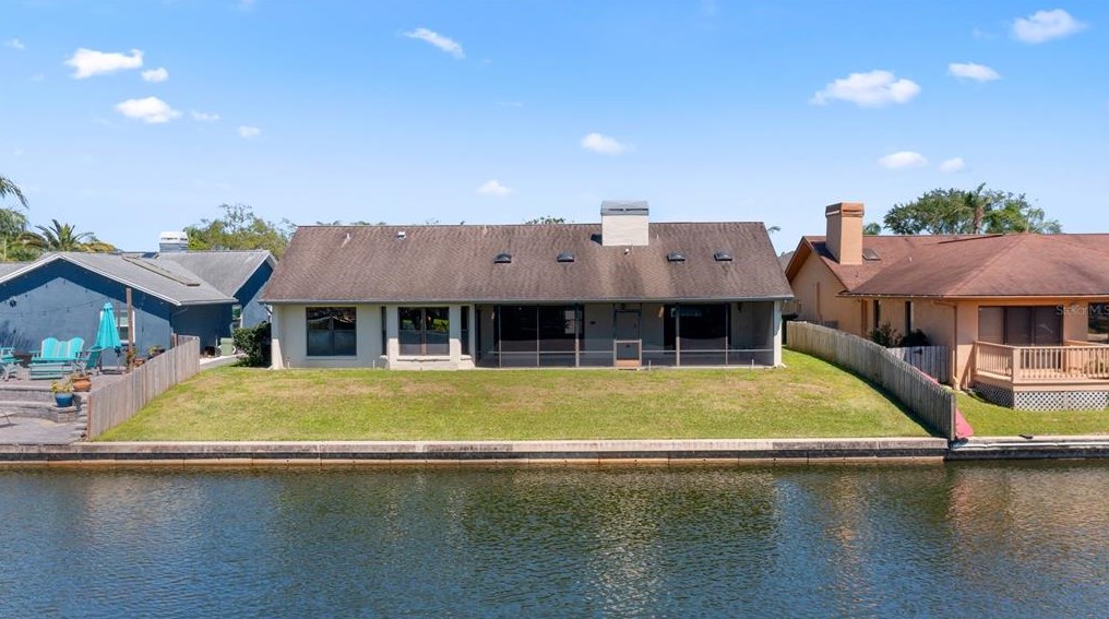 5818 Dory Way, Tampa FL 33615-3633 exterior