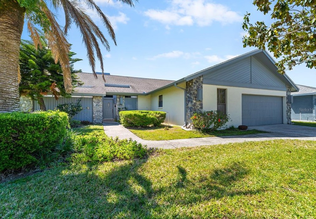 5818 Dory Way, Tampa FL 33615-3633 exterior