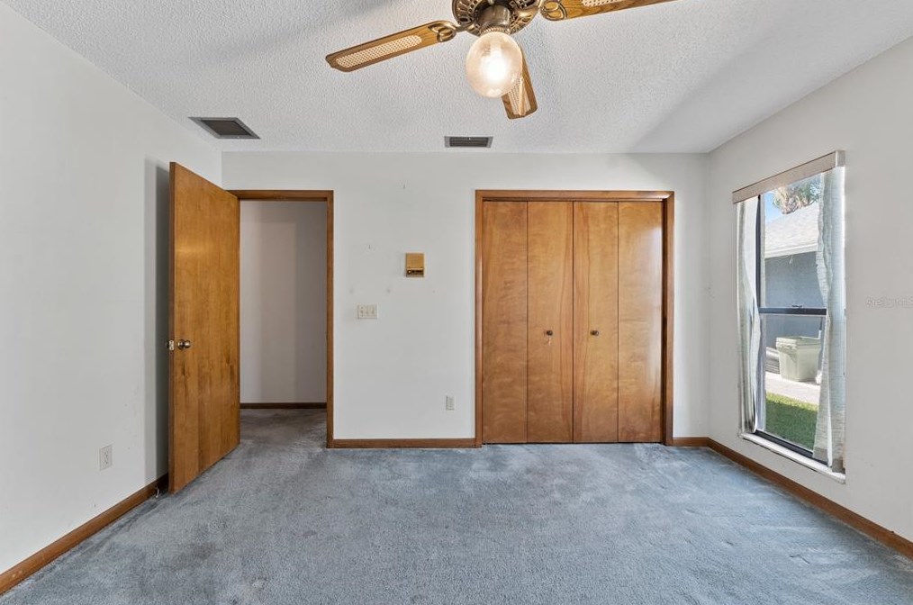 5818 Dory Way, Tampa FL 33615-3633 exterior