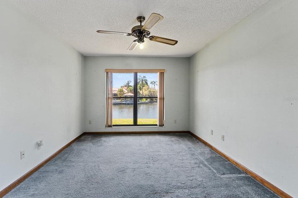 5818 Dory Way, Tampa FL 33615-3633 exterior