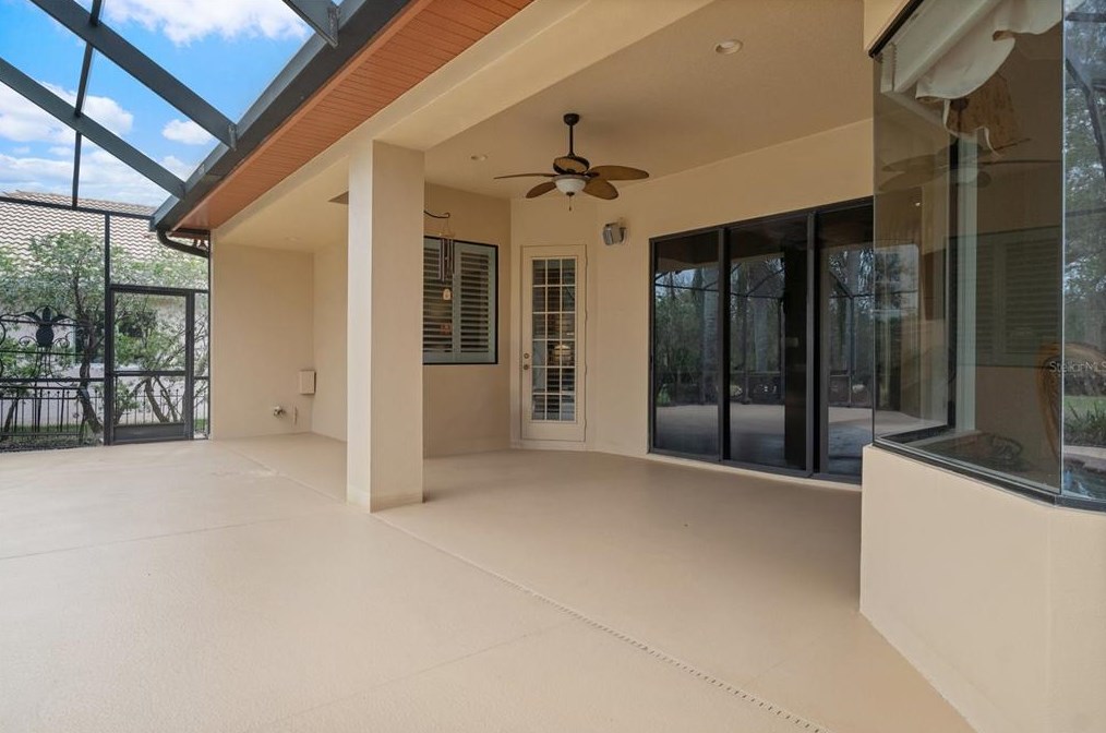 12748 Grand Traverse Dr, Dade City FL 33525-8251 exterior