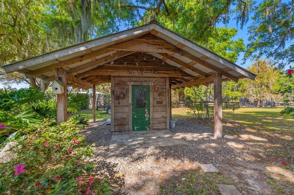 3209 Charlie Taylor Rd, Plant City FL  33565-2515 exterior