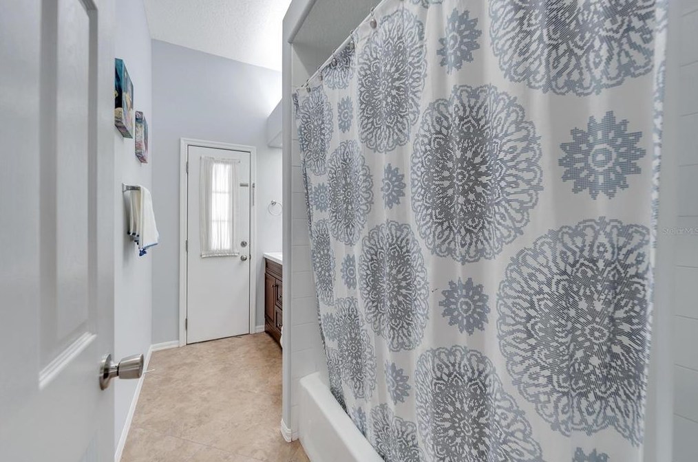 2706 Barret Ave, Plant City FL  33566-9550 exterior