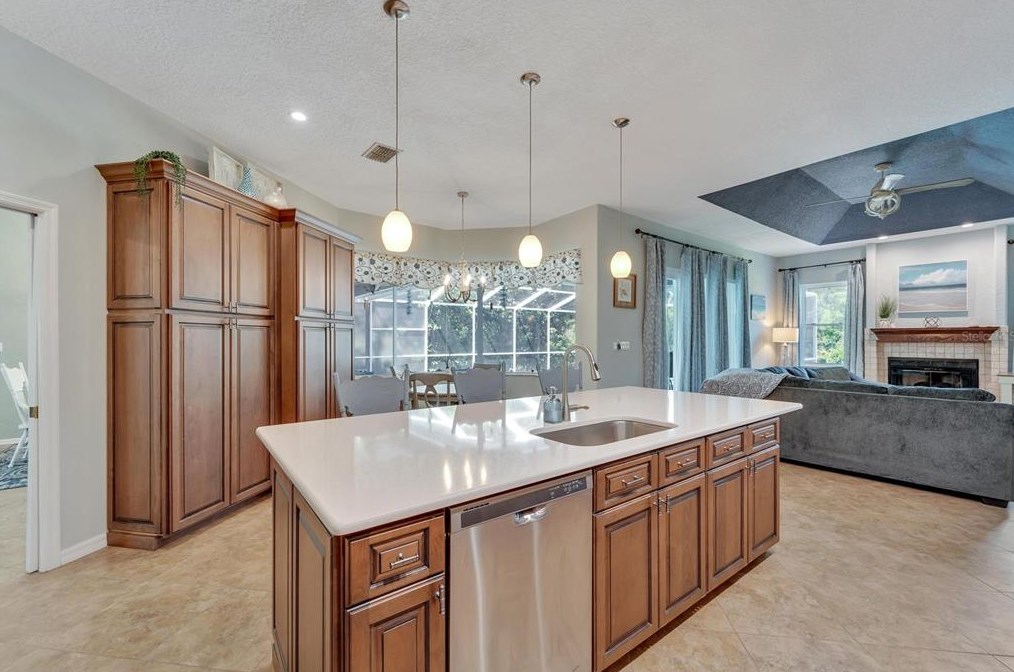 2706 Barret Ave, Plant City FL  33566-9550 exterior