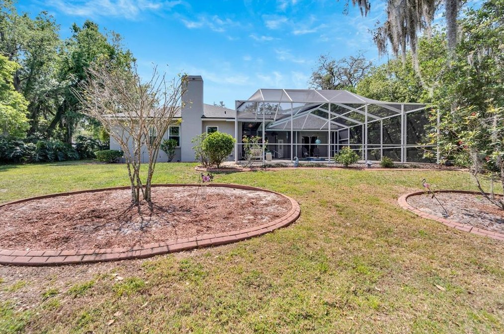 2706 Barret Ave, Plant City FL  33566-9550 exterior