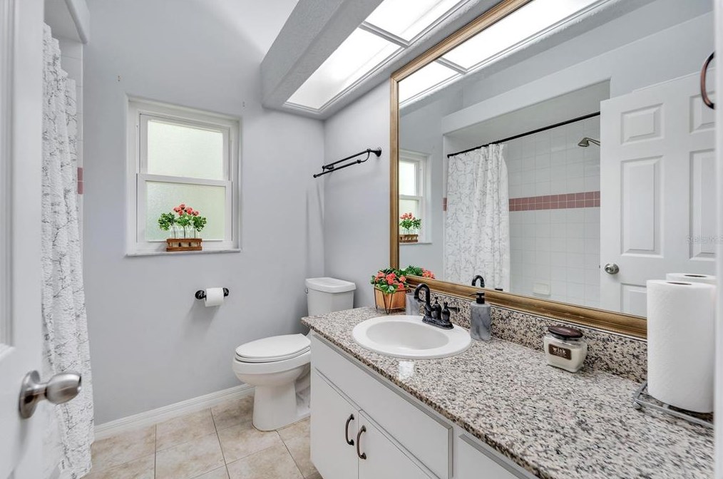 2706 Barret Ave, Plant City FL  33566-9550 exterior