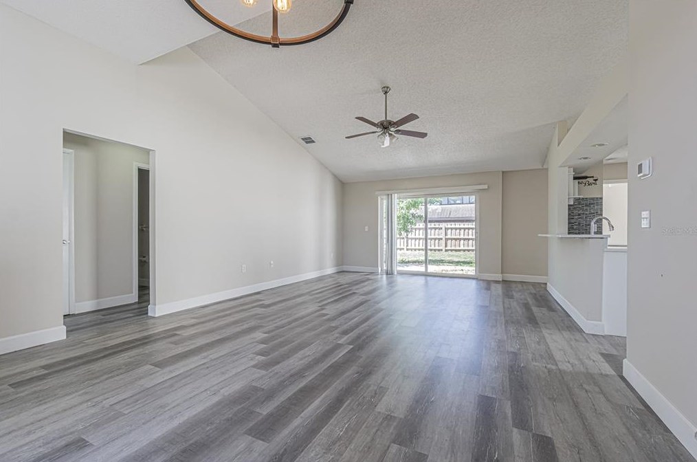 608 47th St, Bradenton FL  34208-5858 exterior