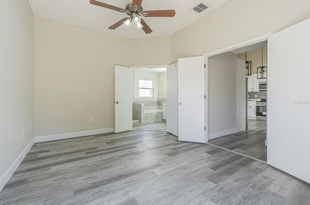 608 47th St, Bradenton FL  34208-5858 exterior