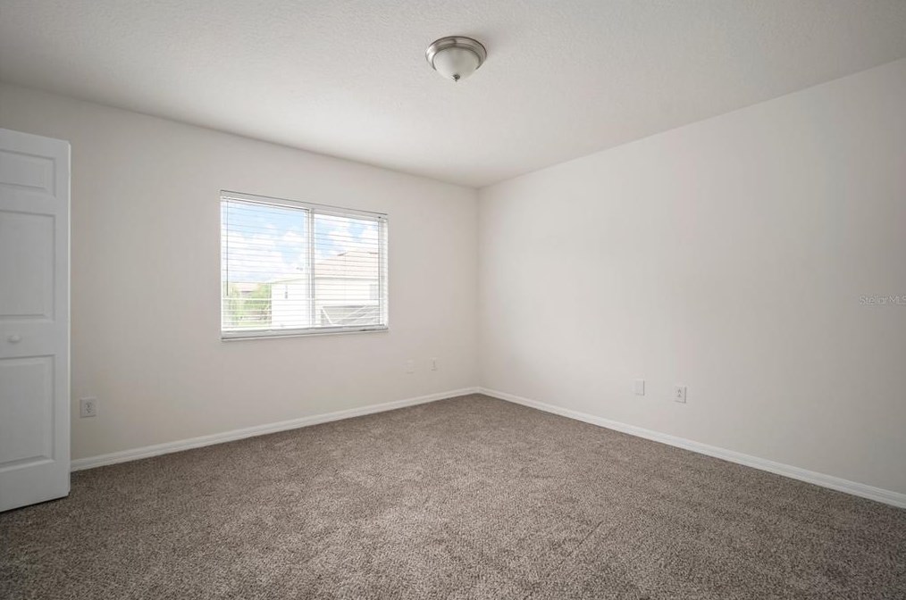 13004 Montrose Grove Ct, Riverview FL 33579-4090 exterior