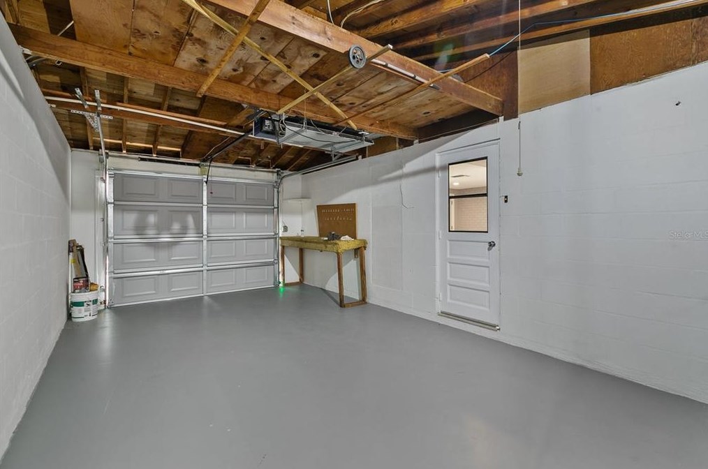 1630 Colmar Dr, Tarpon Springs FL  34690-6102 exterior