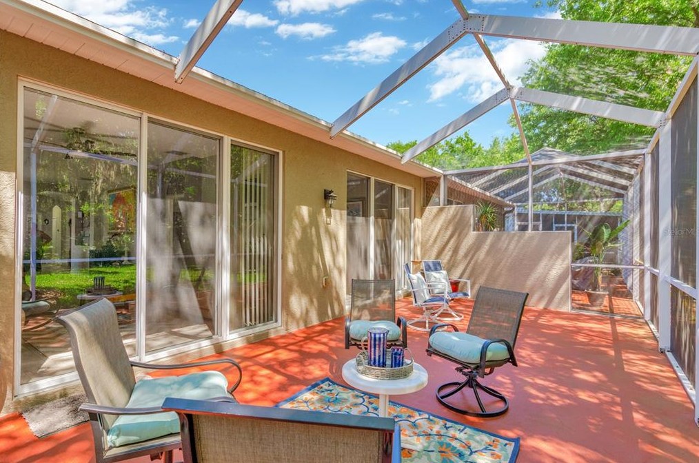 15757 Phoebepark Ave, Lithia FL  33547-1791 exterior