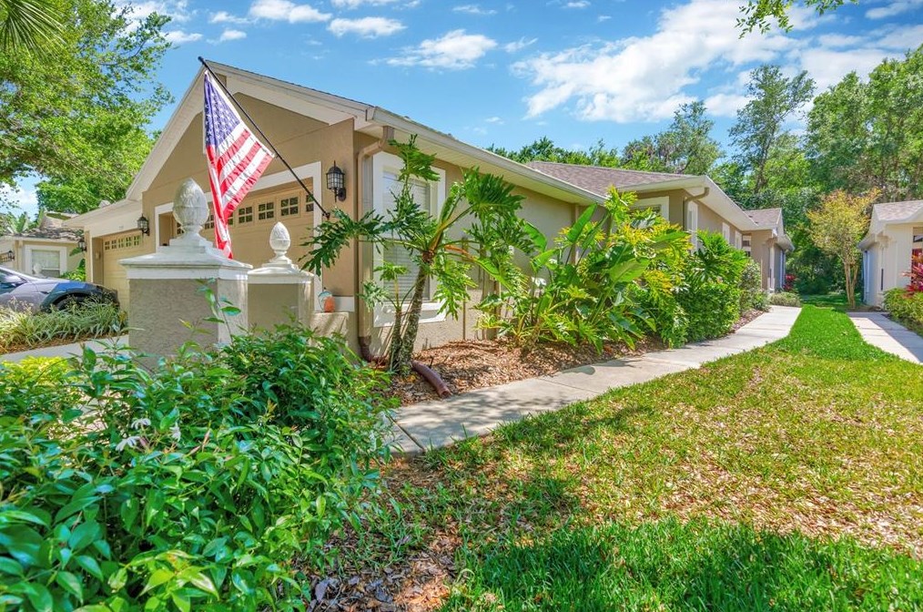15757 Phoebepark Ave, Lithia FL  33547-1791 exterior