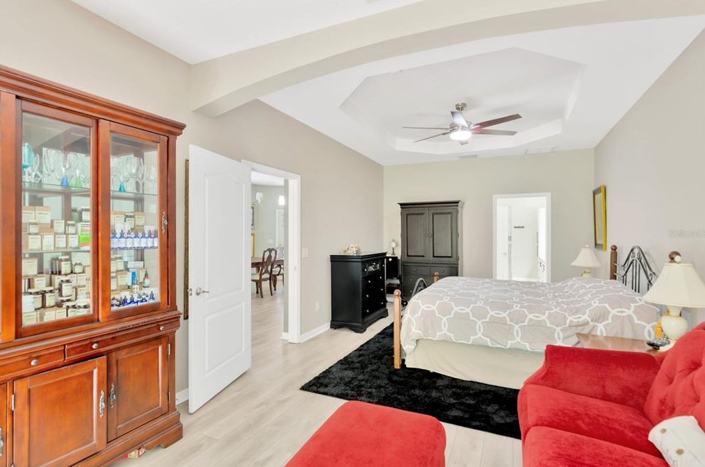 15757 Phoebepark Ave, Lithia FL  33547-1791 exterior