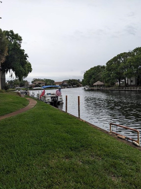 6306 Newtown Cir, Tampa FL  33615-3637 exterior