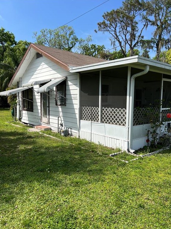 955 Southern Ave, Lakeland FL  33815-3945 exterior