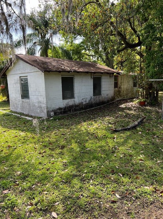 955 Southern Ave, Lakeland FL  33815-3945 exterior