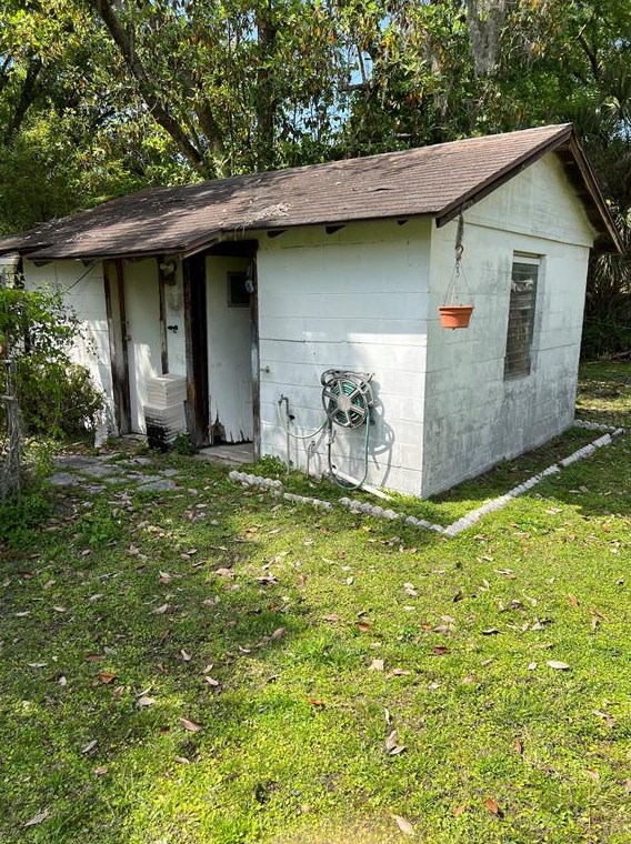 955 Southern Ave, Lakeland FL  33815-3945 exterior