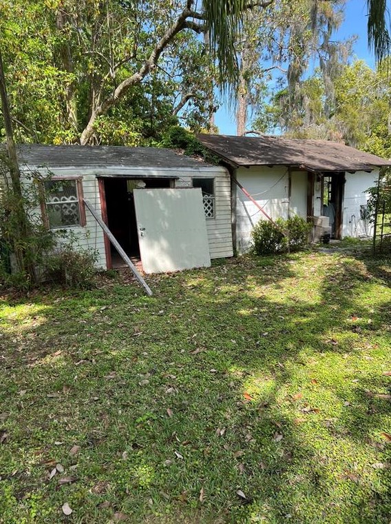 955 Southern Ave, Lakeland FL  33815-3945 exterior