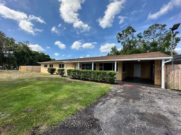 5476 Lk Le Clare Rd, Lutz FL  33558-8013 exterior