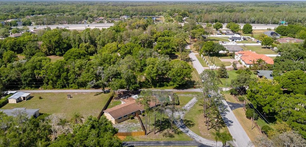 5476 Lk Le Clare Rd, Lutz FL  33558-8013 exterior