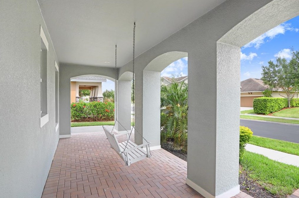 5143 Autumn Ridge Dr, Zephyrhills FL 33545-0032 exterior