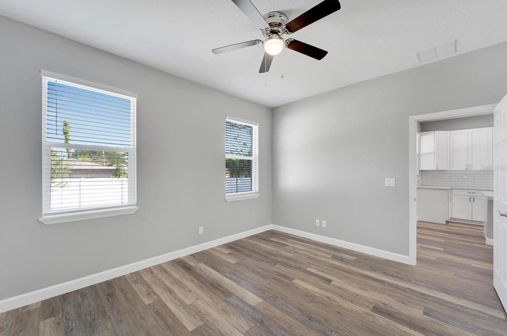 2704 18th Ave, Tampa FL 33619-2421 exterior