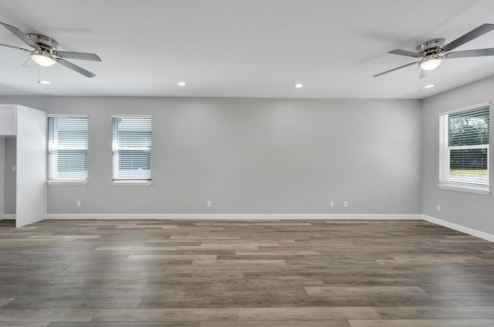 2704 18th Ave, Tampa FL 33619-2421 exterior