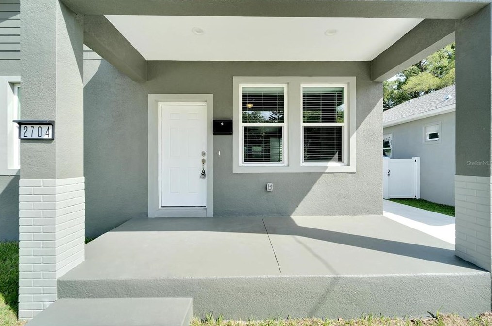 2704 18th Ave, Tampa FL 33619-2421 exterior
