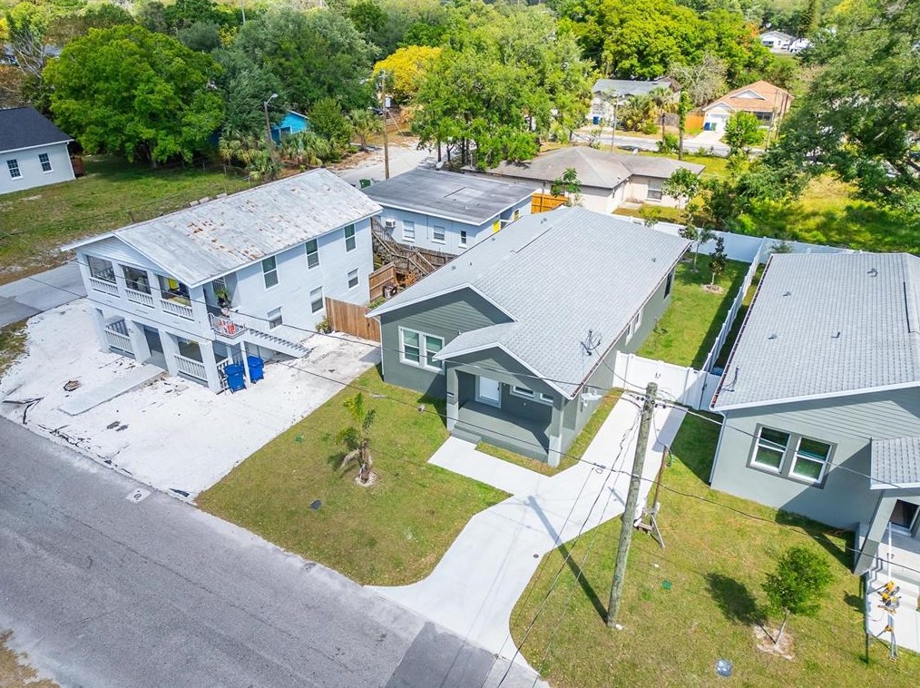 2704 18th Ave, Tampa FL 33619-2421 exterior