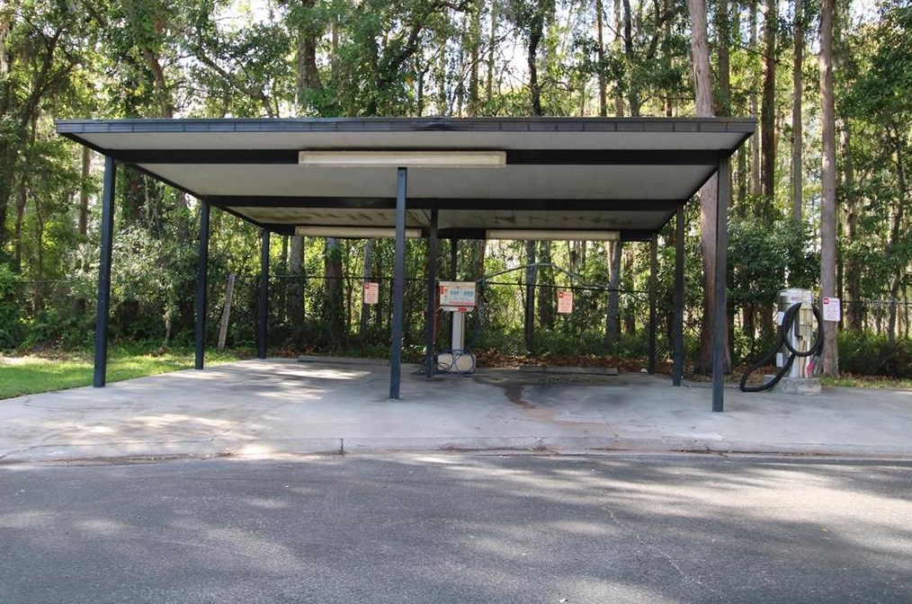 13759 Orange Sunset Dr, Tampa FL  33618-3335 exterior